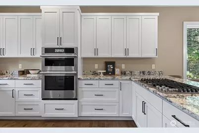 12009 SE 81st Lane, Newcastle, WA 98056 - Photo 11