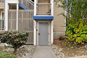 3660 Whitman Ave N, Seattle, WA 98103 - Photo 5