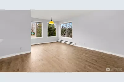 3660 Whitman Avenue N, Seattle, WA 98103 - Photo 7