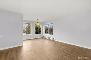 3660 Whitman Ave N, Seattle, WA 98103 - Photo 7