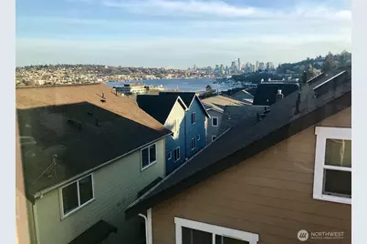 3660 Whitman Avenue N, Seattle, WA 98103 - Photo 31