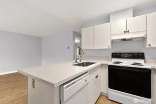 3660 Whitman Ave N, Seattle, WA 98103 - Photo 13