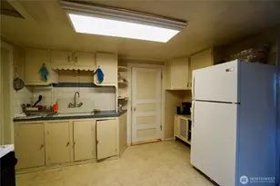 3012 15th St, Everett, WA 98201 - Photo 5