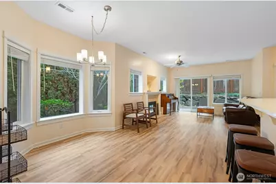 10700 SE 260th Street #J101, Kent, WA 98030 - Photo 7