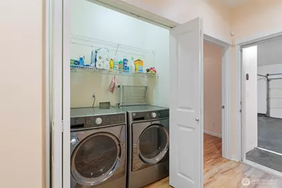 10700 SE 260th Street #J101, Kent, WA 98030 - Photo 31