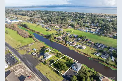 564 & 568 Point Brown Avenue NE, Ocean Shores, WA 98569 - Photo 3