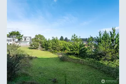 564 & 568 Point Brown Avenue NE, Ocean Shores, WA 98569 - Photo 29