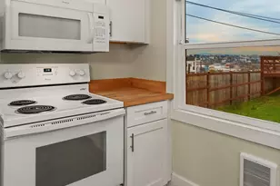 403 E Wright Ave, Tacoma, WA 98404 - Photo 17