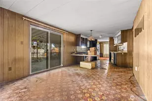 13405 Cedar Ct E, Bonney Lake, WA 98391 - Photo 7