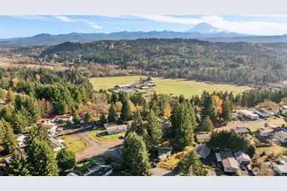 13405 Cedar Court E, Bonney Lake, WA 98391 - Photo 9