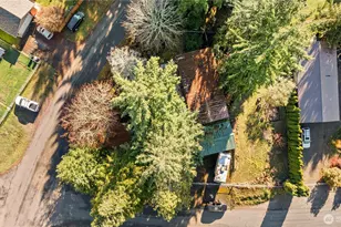 13405 Cedar Ct E, Bonney Lake, WA 98391 - Photo 3