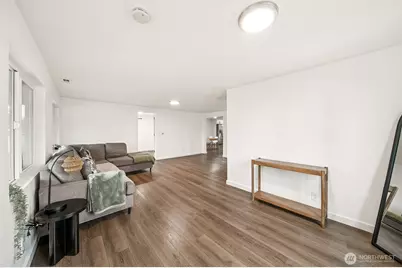 17403 Spanaway Lane E, Spanaway, WA 98387 - Photo 3