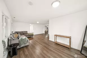 17403 Spanaway Ln E, Spanaway, WA 98387 - Photo 3