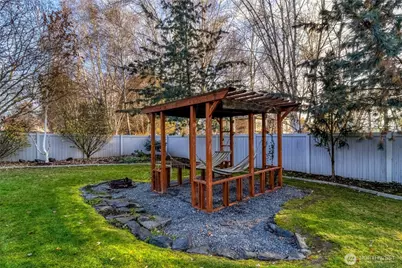 1676 Greenbriar Drive, Walla Walla, WA 99362 - Photo 3