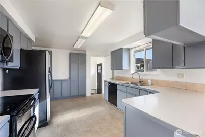 110 W Linden Avenue, Moses Lake, WA 98837 - Photo 11