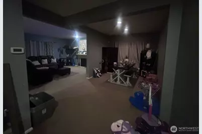 437 20th Street NW, Puyallup, WA 98371 - Photo 7