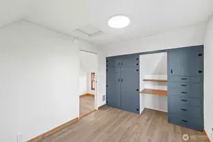 233 E 10th St, Port Angeles, WA 98362 - Photo 25