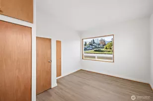 233 E 10th St, Port Angeles, WA 98362 - Photo 15