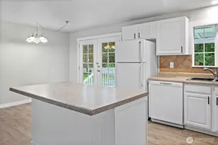 1413 Alder St SE, Lacey, WA 98503 - Photo 9