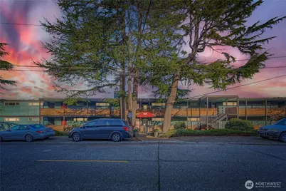 3200 W Commodore Way #206, Seattle, WA 98199 - Photo 33