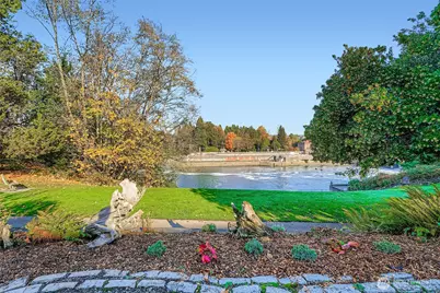 3200 W Commodore Way #206, Seattle, WA 98199 - Photo 27