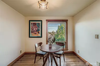 3200 W Commodore Way #206, Seattle, WA 98199 - Photo 15