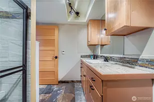 3200 W Commodore Way, Seattle, WA 98199 - Photo 21