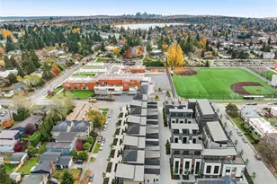 9223 B Densmore Ave N, Seattle, WA 98103 - Photo 17