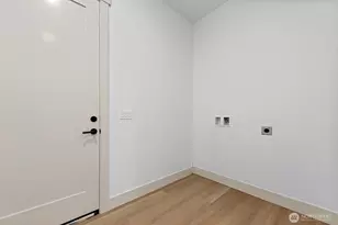 10811 24th Ave NE, Seattle, WA 98125 - Photo 15