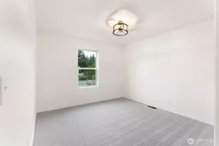 52 Veys Dr, Kelso, WA 98626 - Photo 29