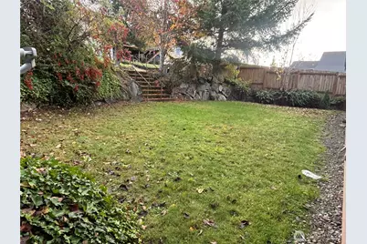 948 N Montgomery Avenue, Bremerton, WA 98312 - Photo 11