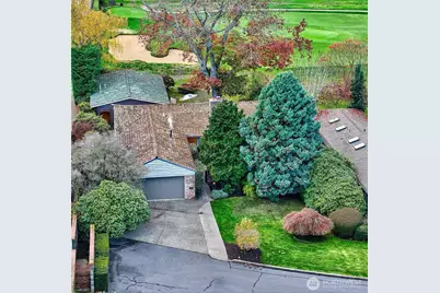 7503 Fairway Drive NE, Seattle, WA 98115 - Photo 33