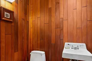 7503 Fairway Dr NE, Seattle, WA 98115 - Photo 15