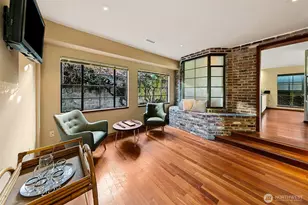 7503 Fairway Dr NE, Seattle, WA 98115 - Photo 11