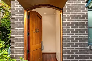 7503 Fairway Dr NE, Seattle, WA 98115 - Photo 25