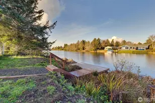 1006 Point Brown Ave SE, Ocean Shores, WA 98569 - Photo 27