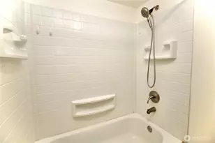 4040 Auburn Way S, Auburn, WA 98092 - Photo 29