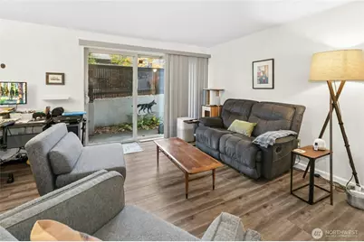 11006 NE 68th Street #806, Kirkland, WA 98033 - Photo 5