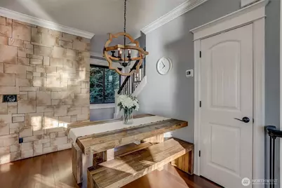 4013 E Lake Sammamish Shore Lane, Sammamish, WA 98075 - Photo 11