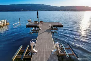 4013 E Lake Sammamish Shore Ln, Sammamish, WA 98075 - Photo 5