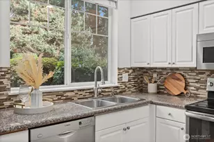 9634 179th Pl NE, Redmond, WA 98052 - Photo 31