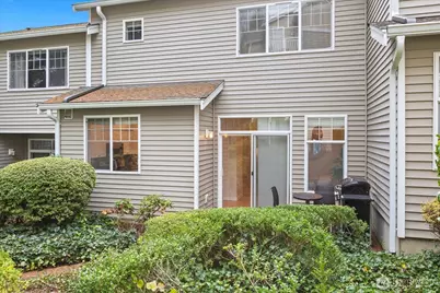 9634 179th Place NE #2, Redmond, WA 98052 - Photo 13