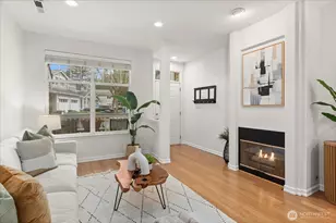 9634 179th Pl NE, Redmond, WA 98052 - Photo 1