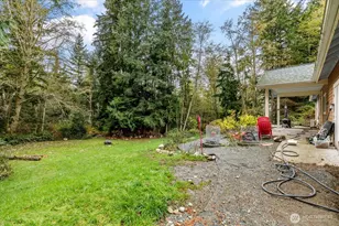 2013 Goss Ridge Rd, Freeland, WA 98249 - Photo 11