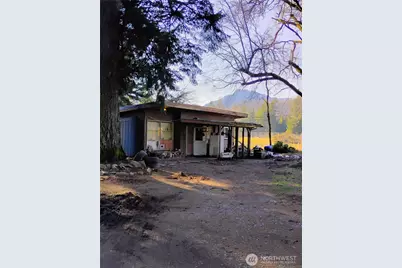 125 Edmonds Road, Packwood, WA 98361 - Photo 3