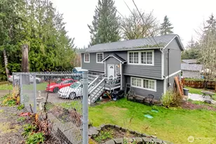 10509 202nd Ave E, Bonney Lake, WA 98391 - Photo 3