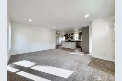 3060 Pennsylvania Street, Longview, WA 98632 - Photo 3