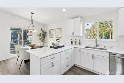 7002 42nd Avenue S, Seattle, WA 98118 - Photo 7