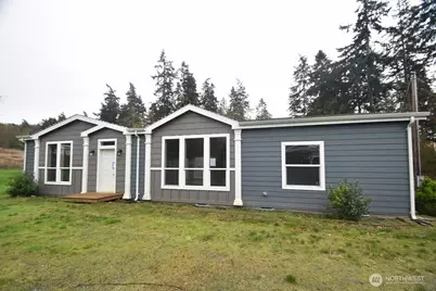 4256 Northgate Drive, Oak Harbor, WA 98277 - Photo 1