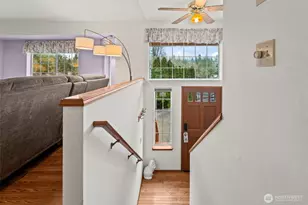 1072 NE Lombard Ct, Bremerton, WA 98311 - Photo 25